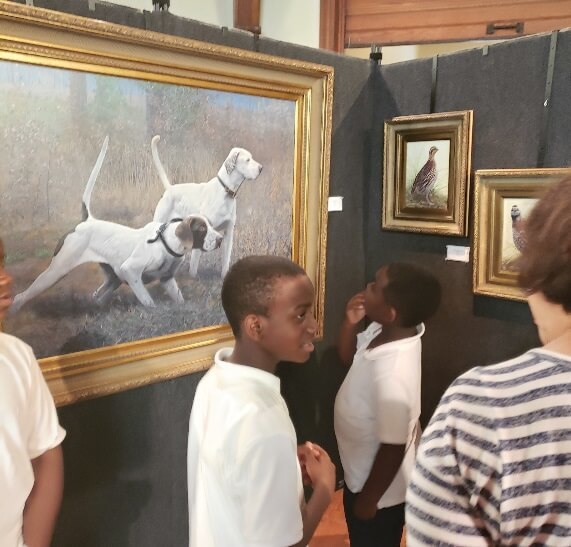kids in the art museum.